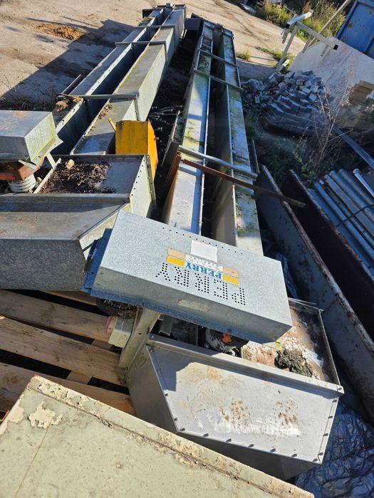 Podajnik kubełkowy nierdzewny 6,5m