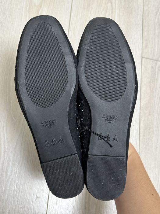 Балетки з камінням