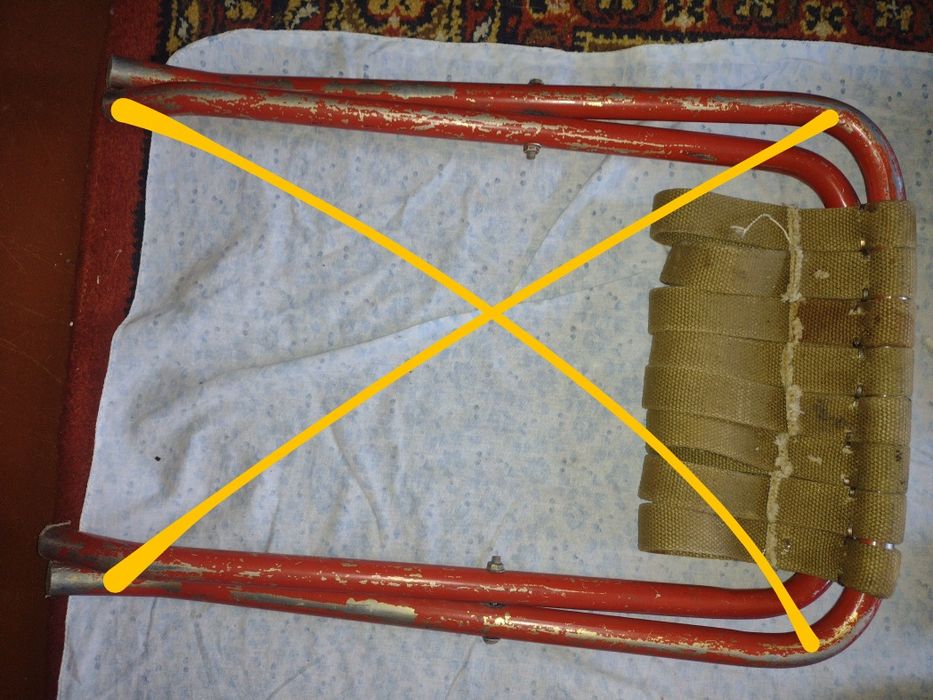 поплавок, крючки,+сумка и садок,стул.Все одним лотом.Смотрите все фото