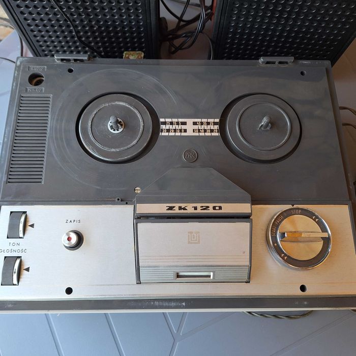 Magnetofon szpulowy ZK 120 unitra