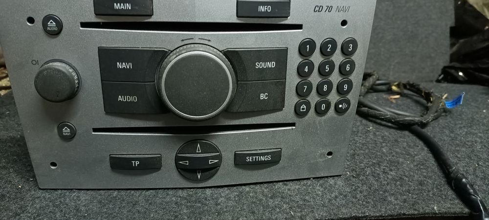 Zestaw cd70 navi z pinem Zafira b