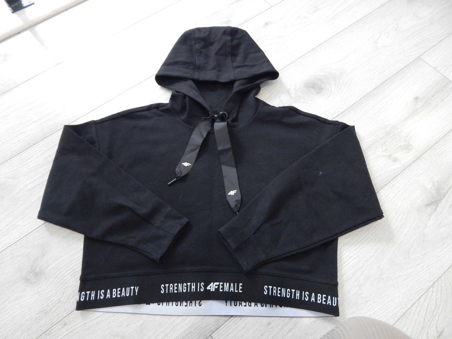 Czarna bluza sportowa 4F rozm. 36/S