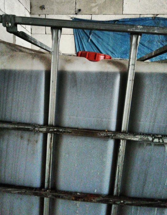 Melasa Buraczana mauzer 1400kg Polska dla koni, bydła