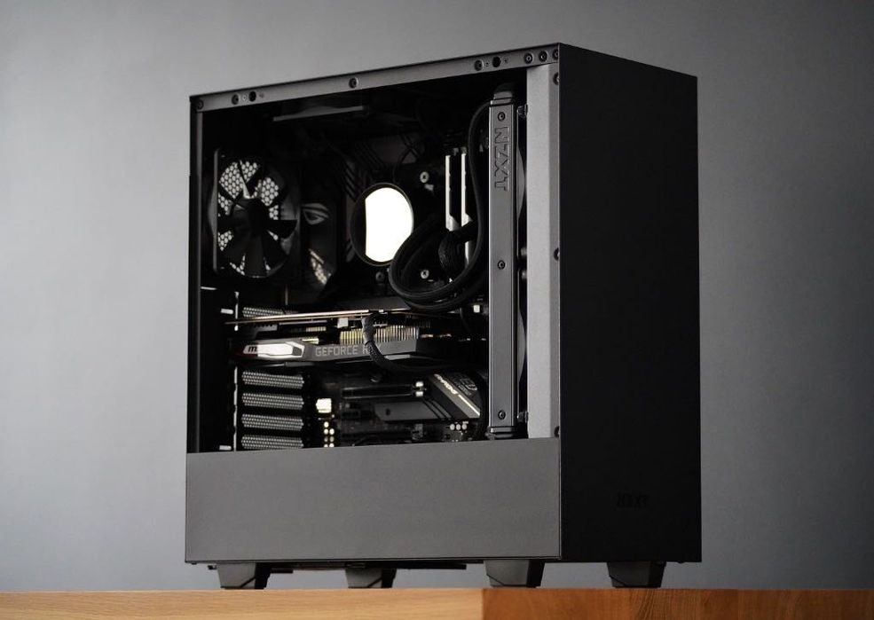 Komputer stacjonarny AMD Ryzen 9 3900X, chłodzenie wodne, RTX 2060X