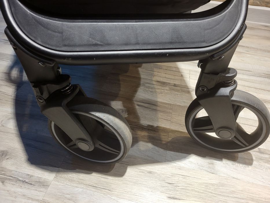 Дитяча коляска Bravo Carrello. Стан чудовий.