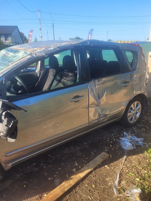 Продам nissan note