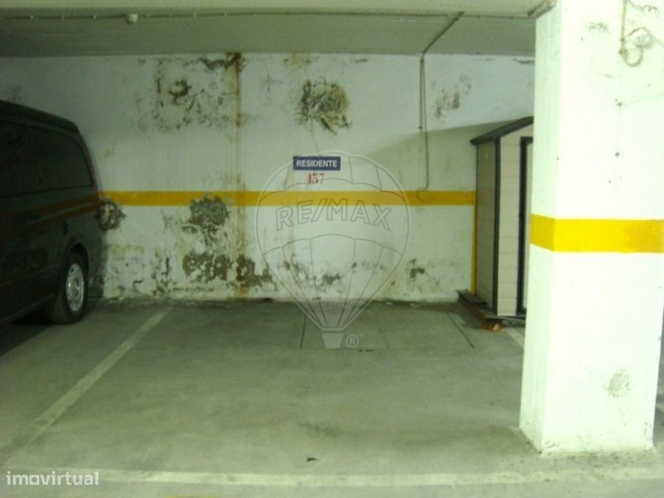 Garagem  para arrendamento