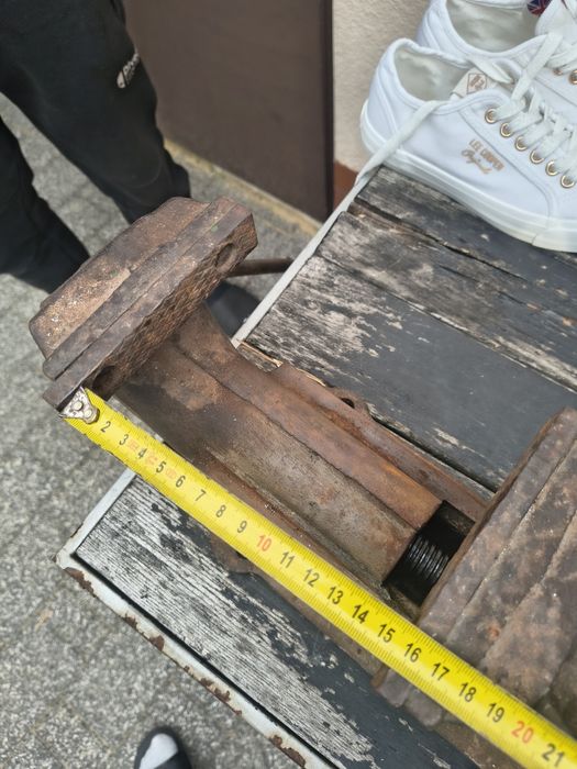 Imadło stołowe 15kg