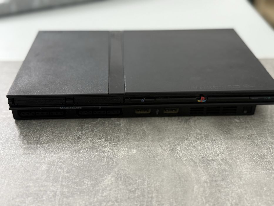 Playstation 2 Slim