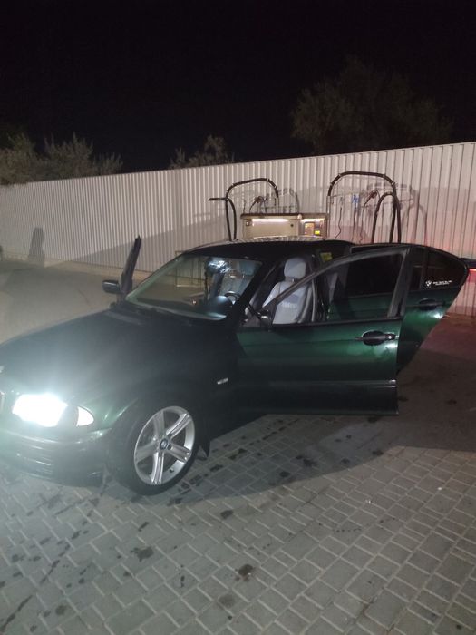 Продам БМВ е46..