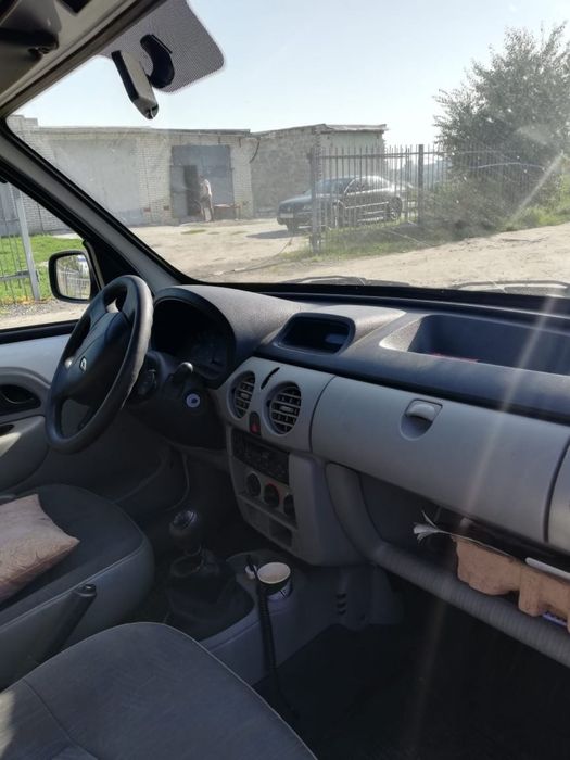 Продам авто Renault Kangoo