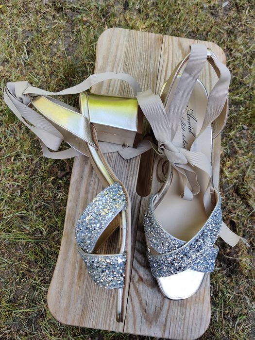 Anniel 38 ślub wesele srebrne brokat sandały obcas wiązane