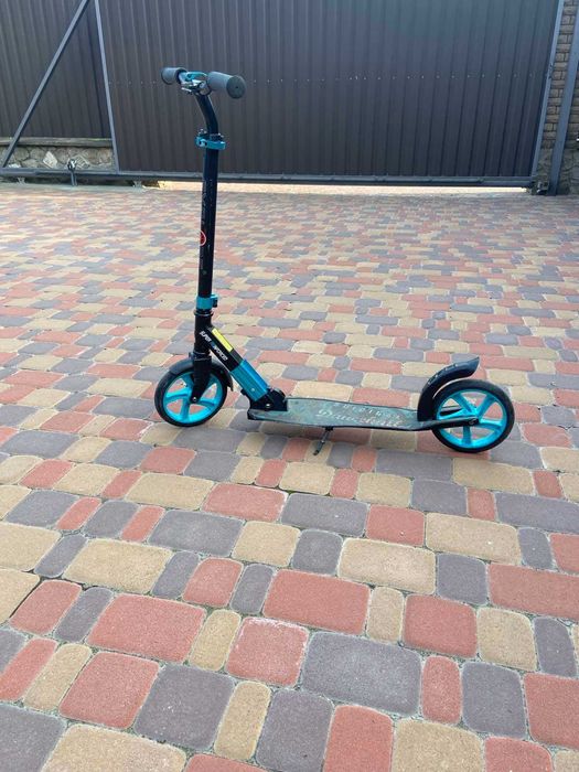 Дитячий самокат Explore