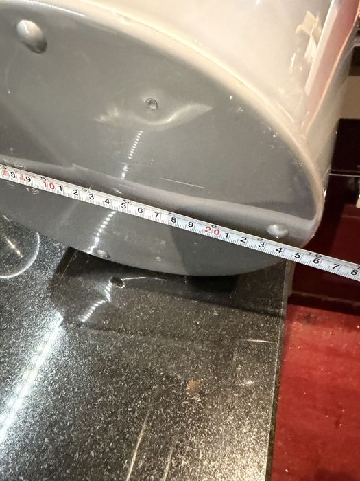 Balde versatil Design Arq Adalberto Dias Suporte Guarda Chuva