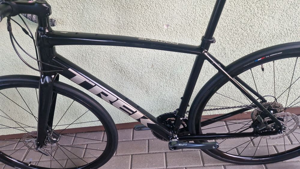 TREK domane AL4 gravel road+ sztywne osie r54 gravel HYDRAULIKA