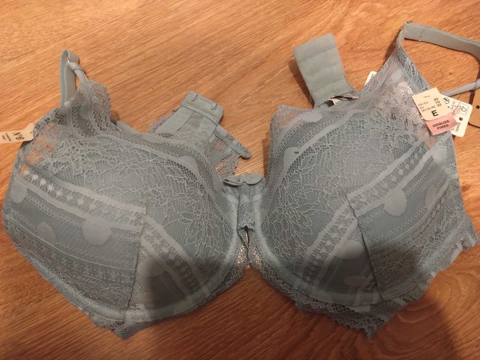 Nowy biustonosz Etam 70E