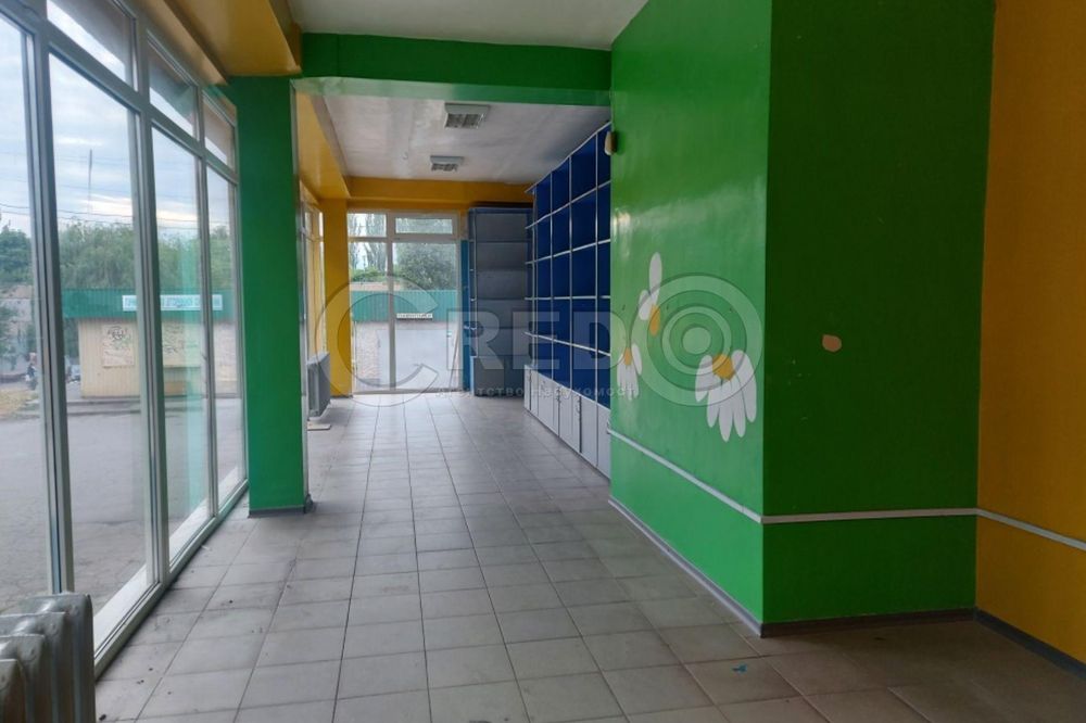 Оренда магазину вул.Космонавтів, р-н "Вечірній"