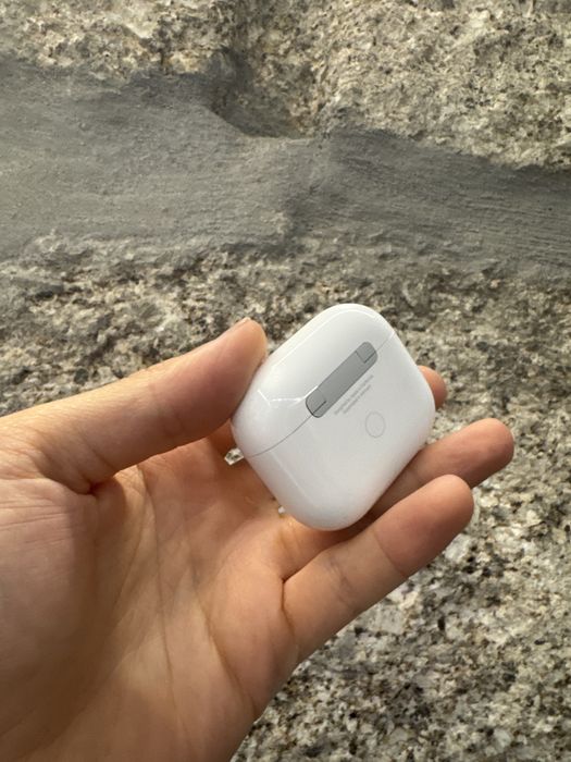 AIRPODS 3 GEN IGUAL A NOVOS