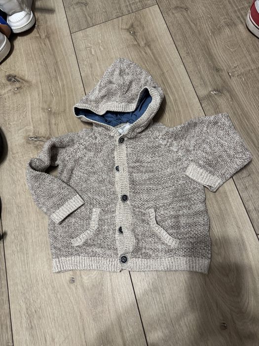 Sweterek dziecięcy Zara