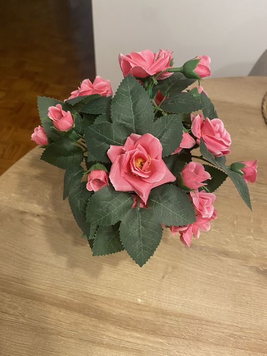 Lindo vasinhho de flores artificiais