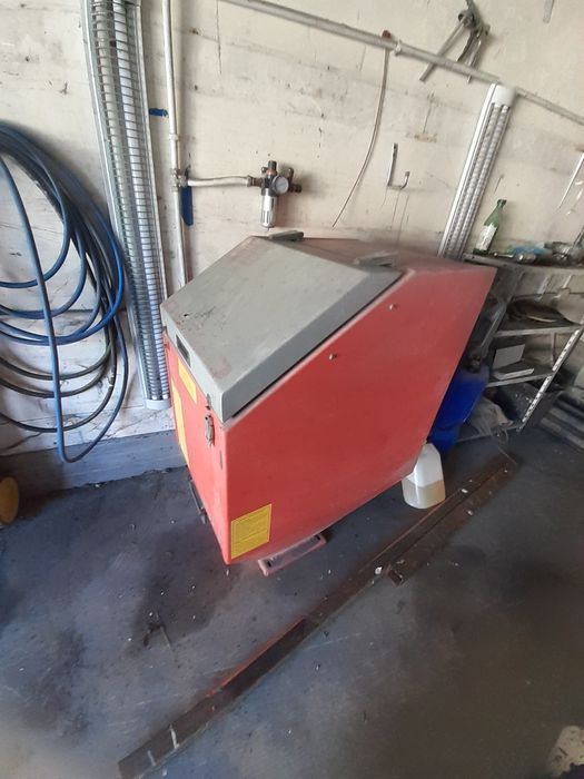 Zbiornik zasobnik Defro pieca na ekogroszek