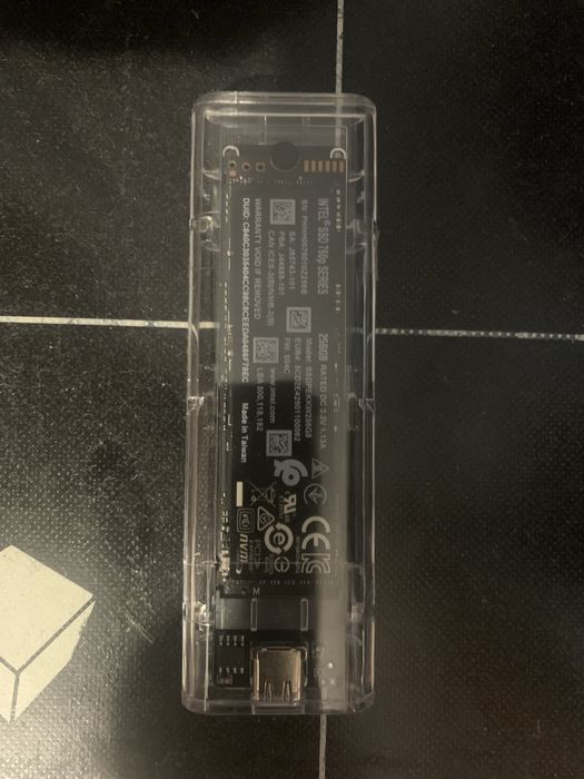 Продам ssd nvme 256 760 p intel