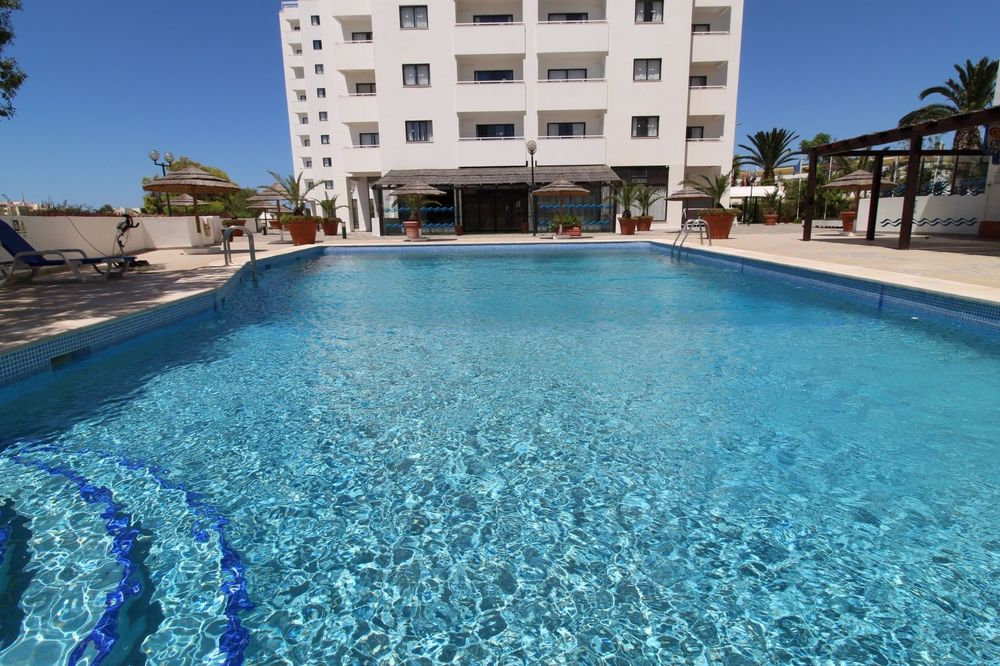 T1 Albufeira Centro | Vista Mar | Piscinas e Varanda