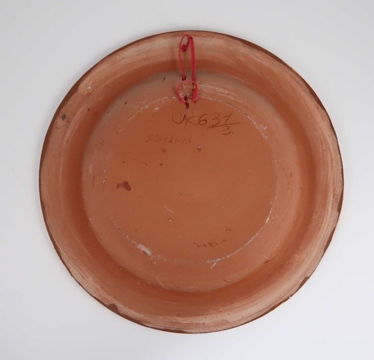 Prato de barro policromado Romênia