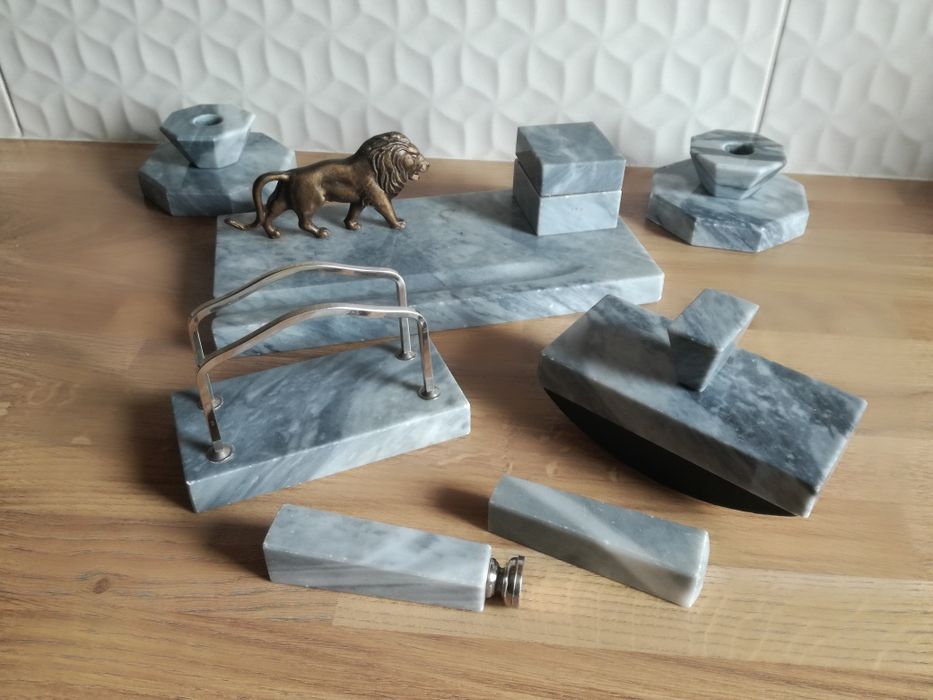 zestaw na biurko kamienny kałamarz lew listownik świeczniki