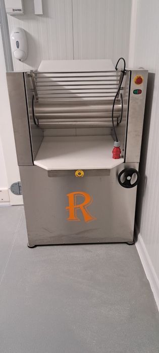 Cilíndro industrial de panificação para massa