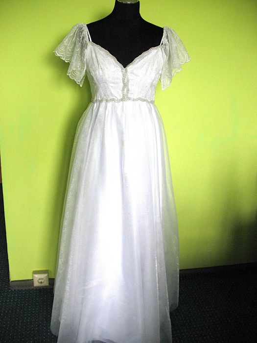 Suknia - ślubna - 36 / 38 - biust 90+ cm welon