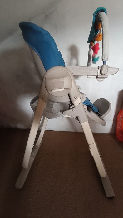 Cadeira Chicco Polly Progress 5 (Evolutiva) – Com Arco de Brinquedos