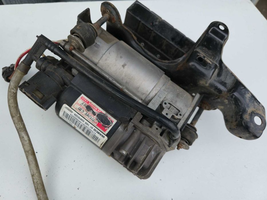 Compressor suspensão MERCEDES E W.211 CLS W.219 S W.220 (.2003.-2011.)