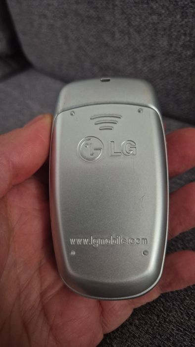 Telefon LG C3320