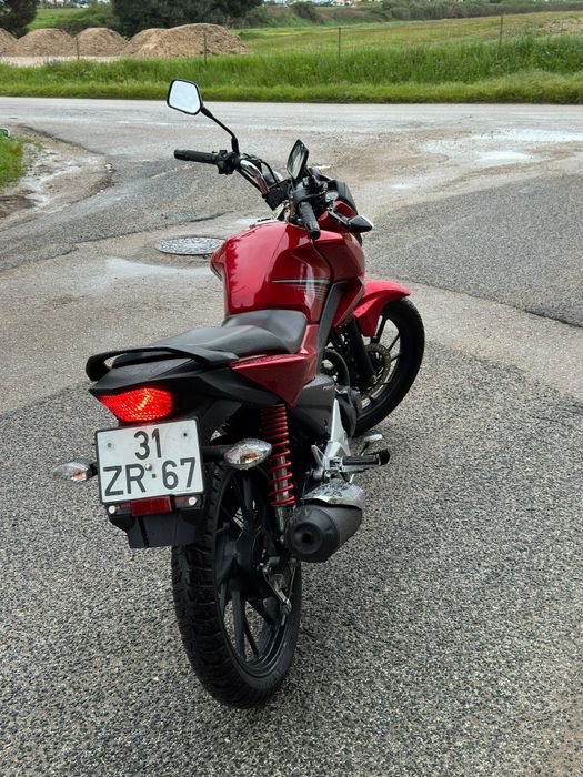 Honda CB 125F – Excelente estado (Como nova)
