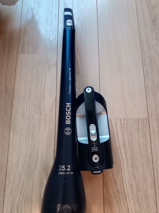_._ Odkurzacz pionowy Bosch Flexxo 25.2V  Serie 4 - silnik