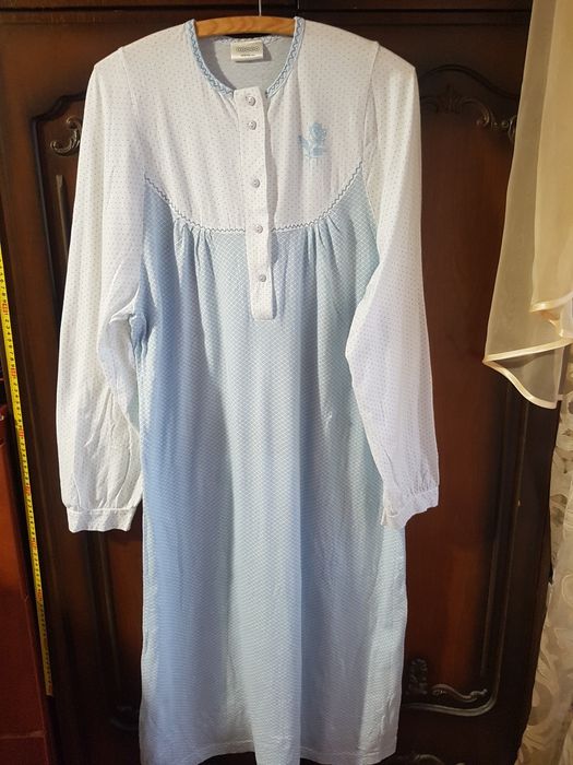 Две тепленькие ночные 58-60 р Цена за две шт