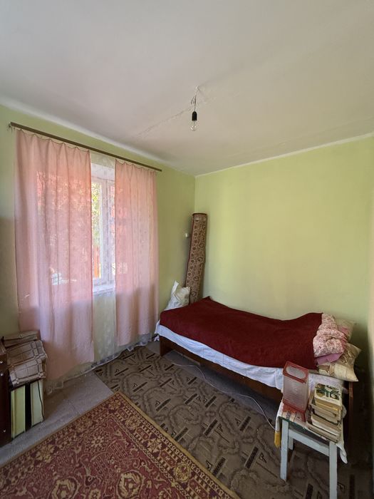 Продаж дачі з двома будинками в Хвильово-Сорочин біля озера