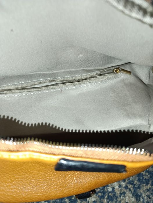 Torebka nerka damska karmelowa