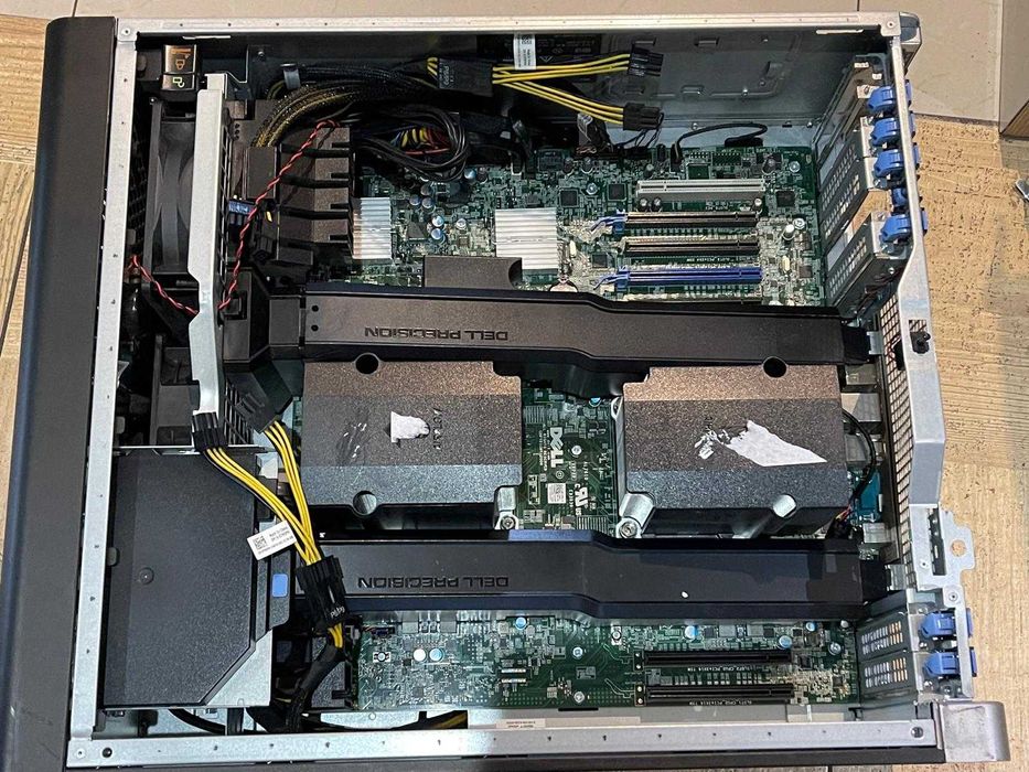 komputer Dell Precision T7910 uszkodzony na 2 procesory