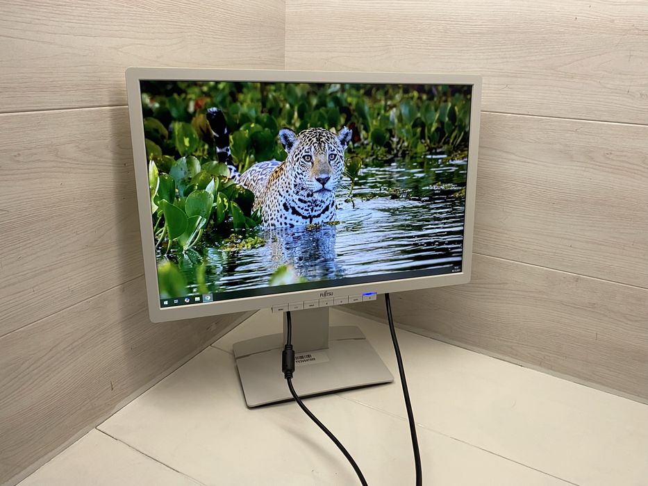 Монітор Fujitsu B22W-6 LED (22") DVI, VGA, DisplayPort