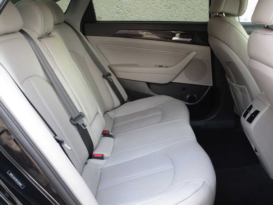 Hyundai Sonata      2016