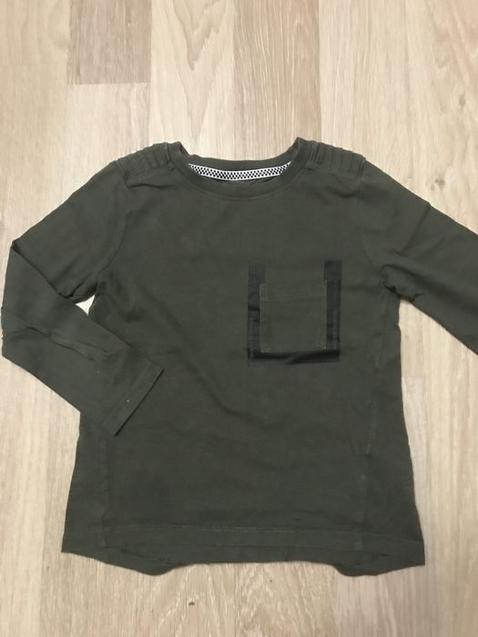 кофти сорочки, штани 4-6 років костюми