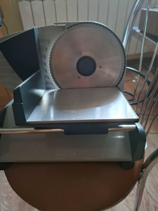 Krajalnica Haier