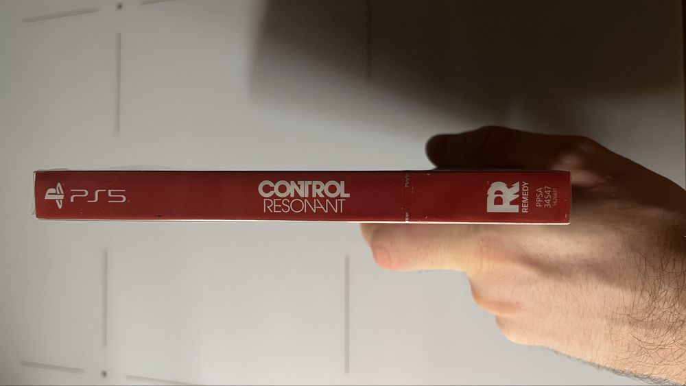 Control Resonant PS5 - Steelbook Edition