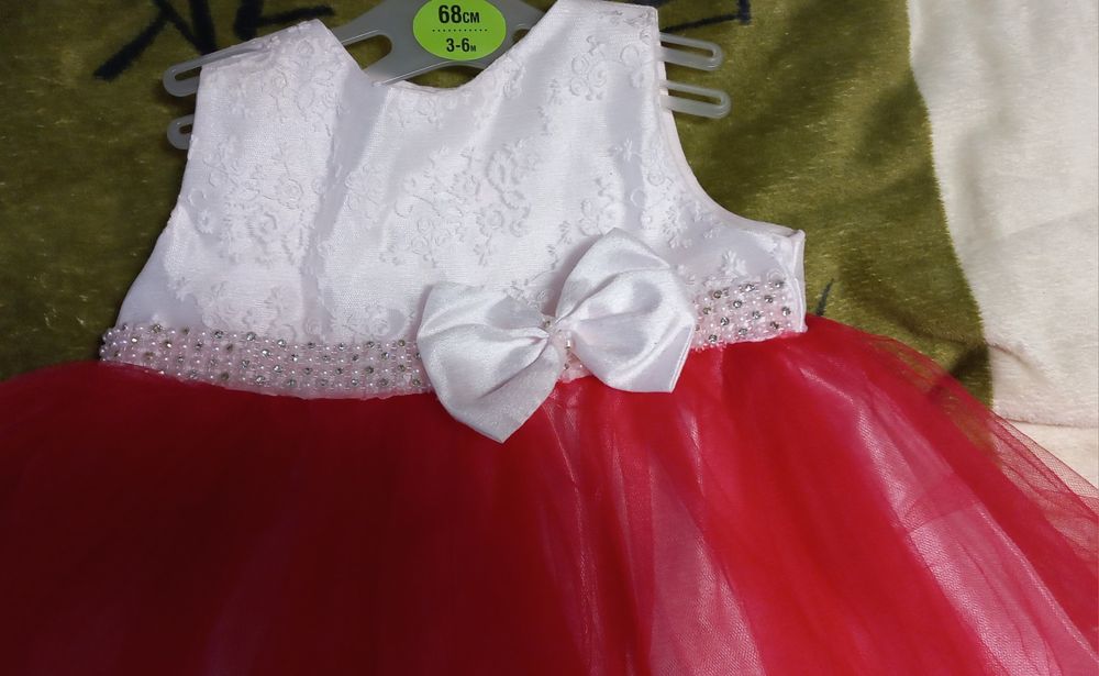 Продам святкову сукню,плаття,платечко