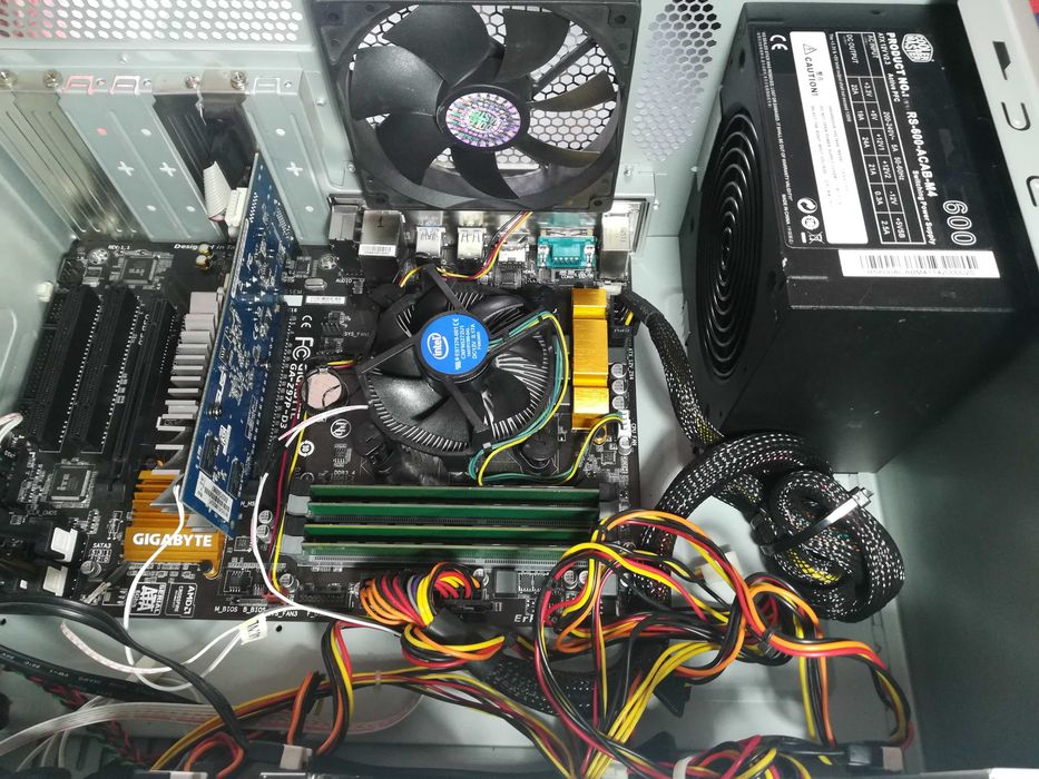 Pc-GAMING 4ªGen.I5- 4460 3,2Ghz,16Gb,SSD120+HDD 2TB+Nvidia Gforce210