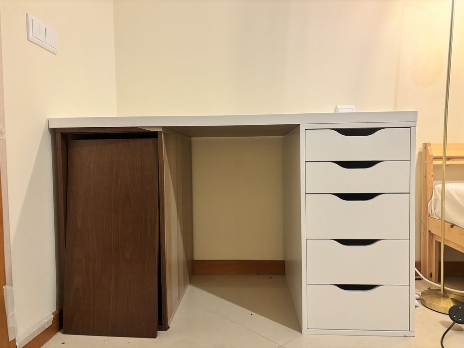 Conjunto Tampo e Modulo de gavetas