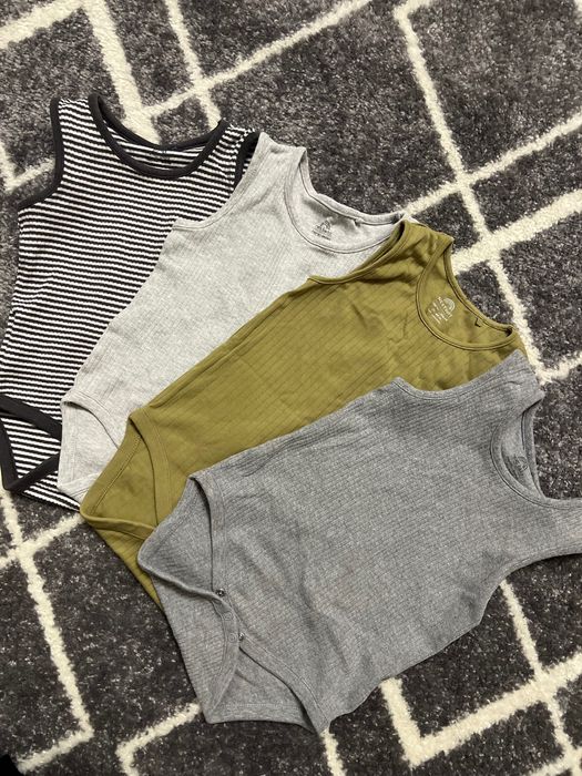 Набір дитячих боді 92 см.