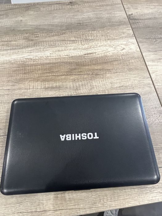 Vendo computador toshiba